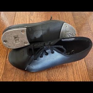 Bloch Tao shoes